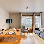 Apartment Fermes Du Montenvers B11 - Alpes Travel - Central Chamonix - Sleeps 4